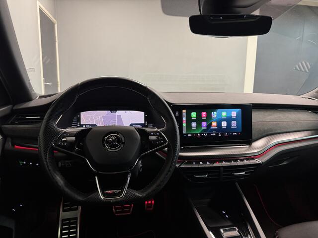 Skoda OCTAVIA Combi 1.4 RS Trekhaak/Camera/Head-Up Display