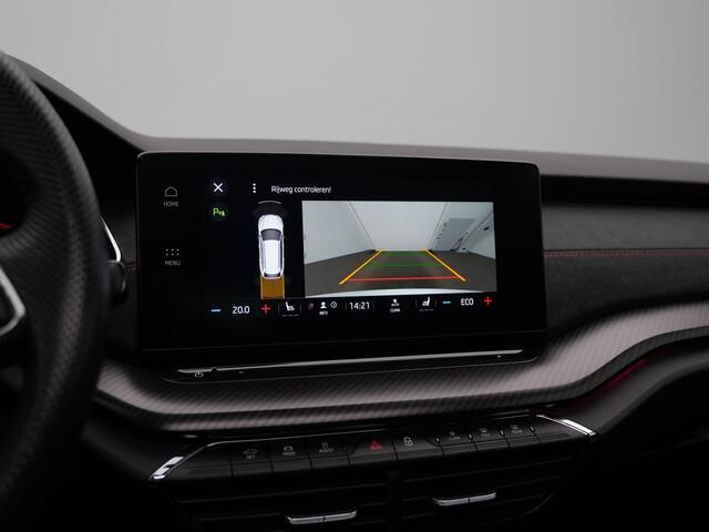 Skoda OCTAVIA Combi 1.4 TSI 245 pk DSG RS iV PHEV Business | Panoramadak | Head-up display | Matrix LED | Stuur-/stoelverwarming | Achteruitrijcamera