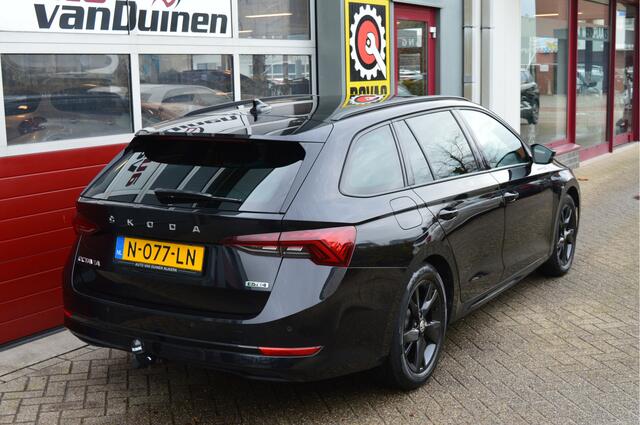 Skoda OCTAVIA Combi 1.0 e-TSI Sport Business O.a: Haak, PDC, Carplay, Clima, Navi, Cruise, Rijklaar, Etc. All-in prijs!