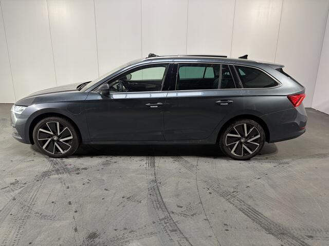 Skoda OCTAVIA Combi 1.4 TSI iV PHEV Style AUTOMAAT/ PANO/ DODE HOEK/ MEMORY SEAT/ STOEL + STUUR VERWARM./ SMARTLINK/ CLIMA/ NAVI/ 18'' LMV