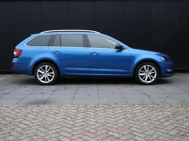 Skoda OCTAVIA Combi 1.0 TSI Greentech Style Business | TREKHAAK | PDC | CRUISE | APPLE CARPLAY | NAVI | STOELVERW. |