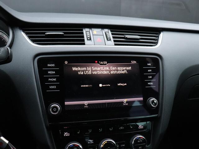 Skoda OCTAVIA Combi 1.0 TSI Greentech Style Business | TREKHAAK | PDC | CRUISE | APPLE CARPLAY | NAVI | STOELVERW. |