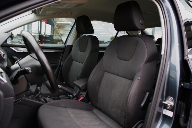 Skoda OCTAVIA 1.0 TSI 115 PK Greentech Style Business, Climate Control, Stoelverwarming,