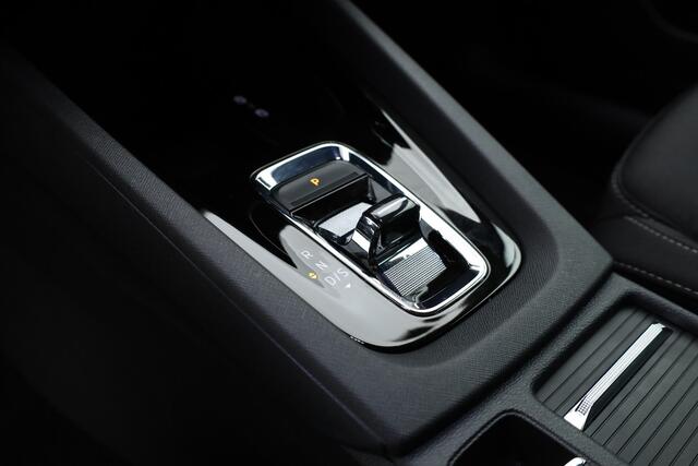 Skoda OCTAVIA Combi 2.0 TDI | Elek. Trekhaak | Navi by App | Camera | LED | 18'' | Adapt. Cruise |