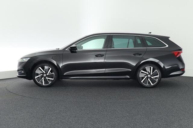 Skoda OCTAVIA Combi 1.4 TSI 204pk iV PHEV Business Edition Plus Trekhaak Keyless Stoelverwarming Virtual Cockpit Navigatie