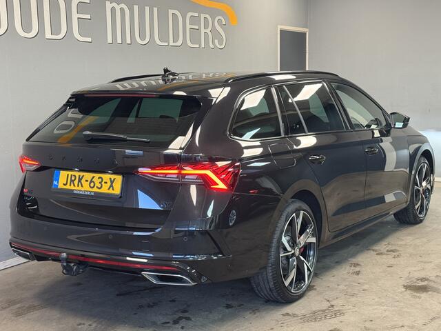 Skoda OCTAVIA Combi 1.4 RS Trekhaak/Stoelverwarming/Parkeersensoren