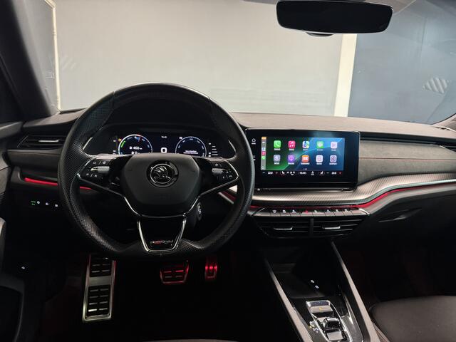 Skoda OCTAVIA Combi 1.4 RS Trekhaak/Stoelverwarming/Parkeersensoren