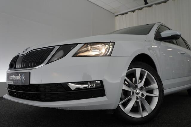 Skoda OCTAVIA Combi 1.5 TSI Greentech Business Edition