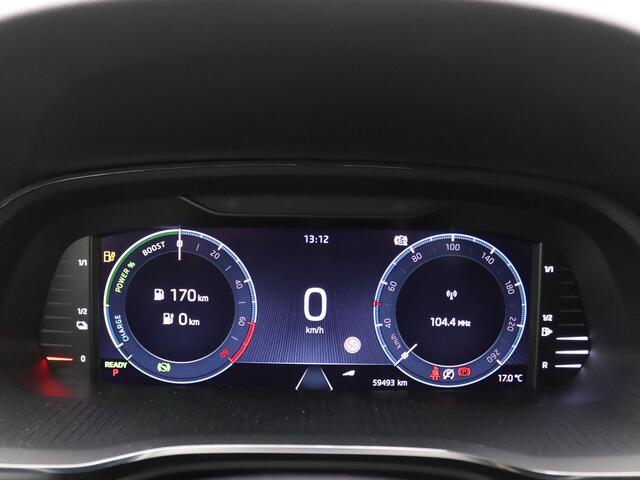 Skoda OCTAVIA Combi 1.4 TSI iV PHEV Business Edition Plus 204PK DSG SOH 94%, Head-Up, achteruitrijcamera, elek. stoelen, winterpakket Plus, virtual pedal, side assist, 18'' lichtmetaal