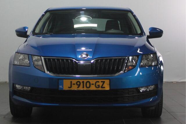 Skoda OCTAVIA 1.0 TSI Greentech Business Edition - Carplay / Cuise / Stoelverw.
