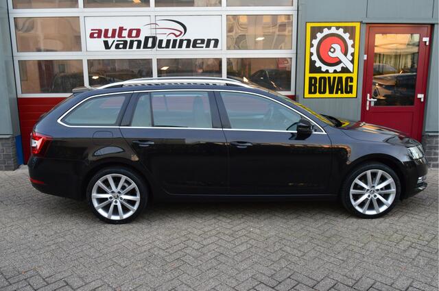 Skoda OCTAVIA Combi 1.0 TSI Greentech Style Business O.a: Stoelverw, Camera, PDC, LED, Carplay, Etc. All-in prijs!