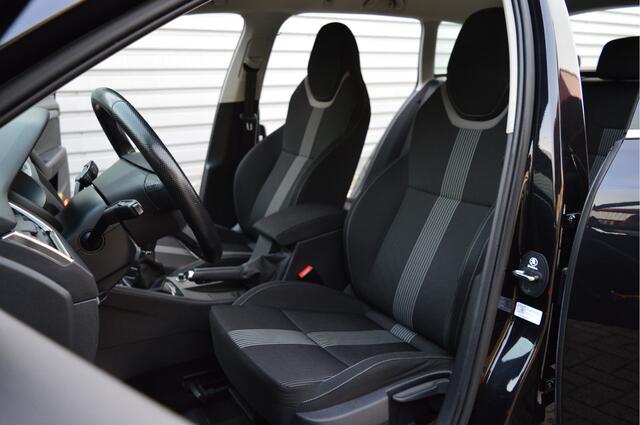 Skoda OCTAVIA Combi 1.0 TSI Greentech Style Business O.a: Stoelverw, Camera, PDC, LED, Carplay, Etc. All-in prijs!