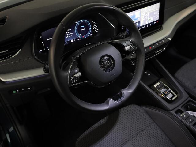 Skoda OCTAVIA Combi 1.0 e-TSI Business Edition Plus 110 pk Automaat (DSG) | Verlengde garantie | Navigatie | Trekhaak (wegklapbaar) | Parkeersensoren | Stoelverwarming |