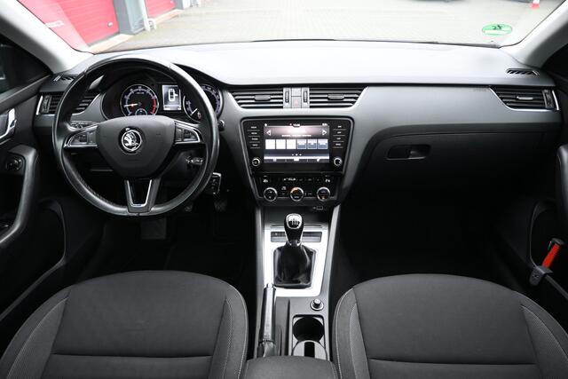 Skoda OCTAVIA 1.0 TSI Greentech Ambition Business trekhaak