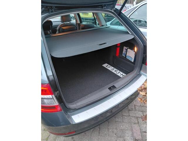 Skoda OCTAVIA Combi 1.0 TSI Grt Amb. Bns