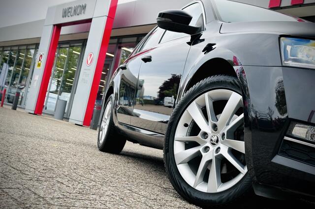 Skoda OCTAVIA Combi 1.0 TSI Grt Amb. Bns | TREKHAAK | LED | STOELVERWARMING