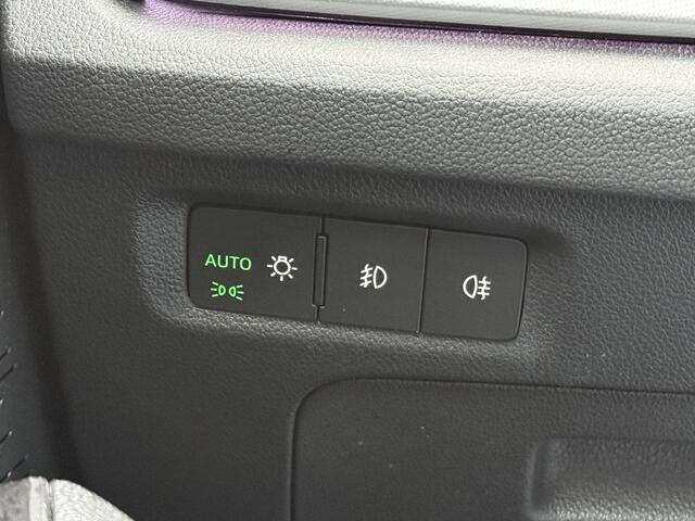 Skoda OCTAVIA Combi BJR 2021 1.0 e-TSI 111 PK Business Edition Plus AUTOMAAT | STOEL-STUURVERWARMING | MEMORY | FULL LED | CARPLAY