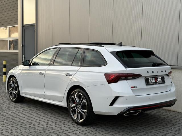 Skoda OCTAVIA Combi 1.4 TSI RS iV 245pk FULL PANO ACC ECC CAMERA NAVI PDC