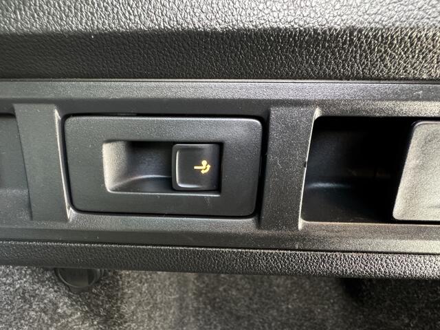 Skoda OCTAVIA Combi 1.0e-TSI Automaat Bus Ed Plus/Trekhaak uitklapbaar/Camera/Stoelv