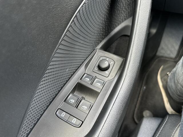 Skoda OCTAVIA Combi 1.4 TSI iV Rijk Uitgerust*Digital Dashboard*Full LED*Memory*Stoe