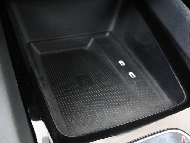 Skoda OCTAVIA Combi 1.5 e-TSI Business Edition | 150 PK | Automaat | Trekhaak wegklapbaar | Elek. achterklep |