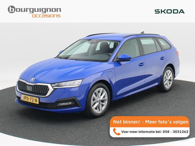 Skoda OCTAVIA Combi 1.4 TSi 204 Pk Automaat iV PHEV Business Edition | Virtual Cockpit | Keyless | CarPlay | Navigatie | ECC | Parkeersensoren | 17 Inch | 37.085 Km