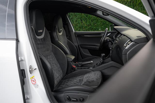 Skoda OCTAVIA Combi TDI RS DSG 184pk |ACC|Camera|