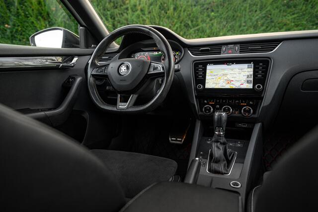 Skoda OCTAVIA Combi TDI RS DSG 184pk |ACC|Camera|