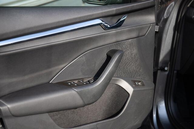 Skoda OCTAVIA Combi 1.5 e-TSI 150pk Business Edition | Adapt. Cruise | Matrix LED | 18" | Stoelverw. | Camera