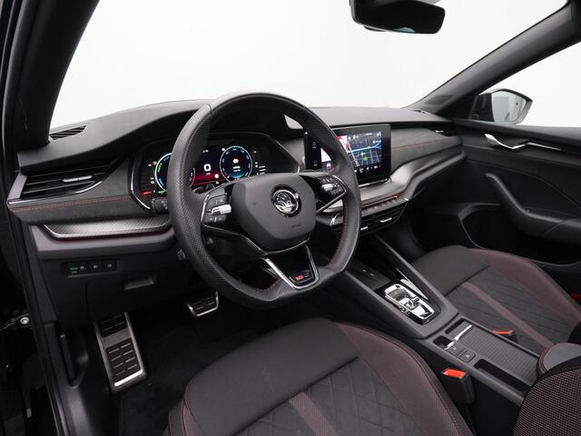 Skoda OCTAVIA 1.4 TSI 245 pk DSG RS iV PHEV Business | Panoramadak | Canton | Head-up display | Matrix LED | Stuur-/achterbankverwarming | Achteruitrijcamera