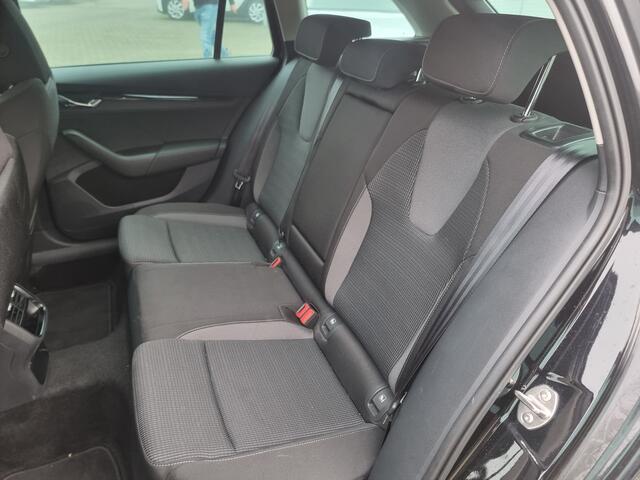 Skoda OCTAVIA Combi 1.0 e-TSI Business Edition