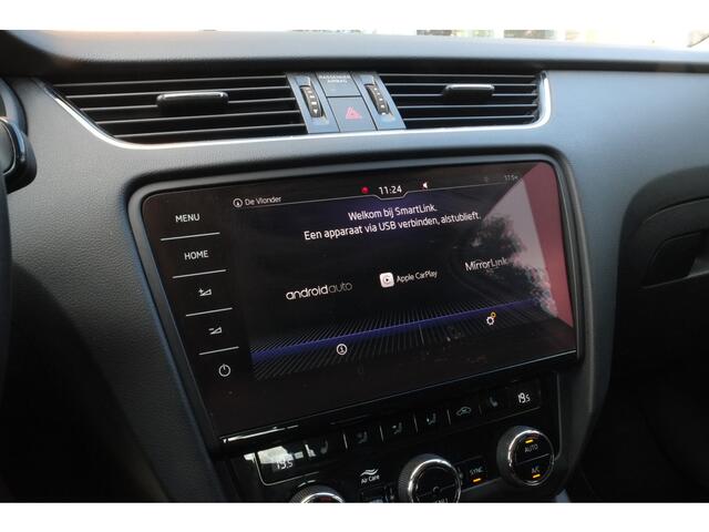 Skoda OCTAVIA Combi 1.0 TSI Greentech Style Business LED koplampen, Groot navi