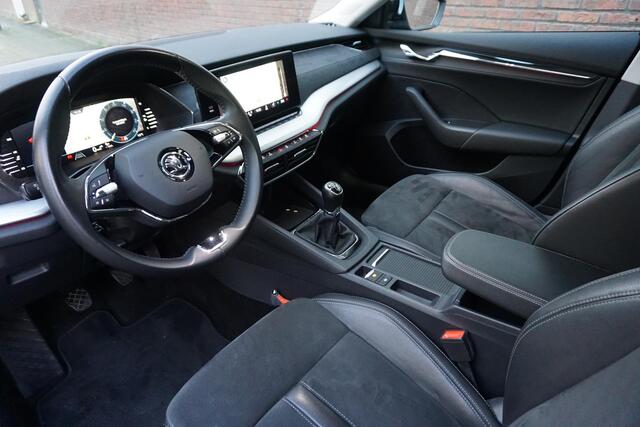 Skoda OCTAVIA 1.0 TSI Business Edition Plus/Trekhaak/Leer/ 100%-Dealeronderhouden.