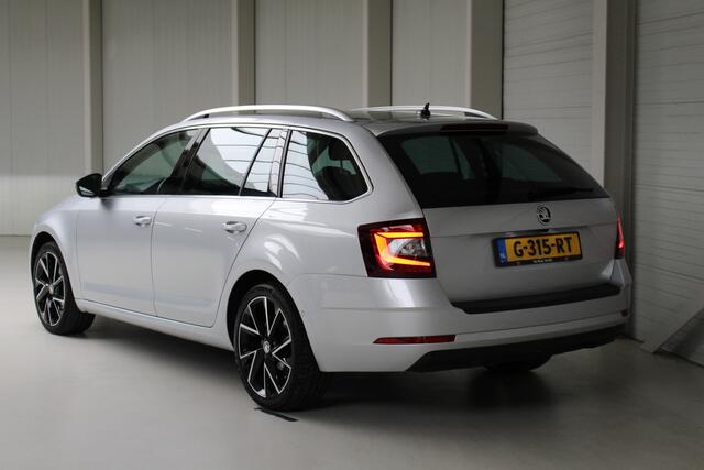 Skoda OCTAVIA Combi 1.0 TSI Greentech Business Edition Plus Navigatie | Leder | Trekhaak | Virtual Cockpit