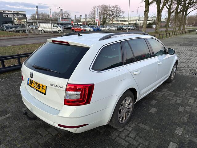 Skoda OCTAVIA Combi 1.0 TSI Greentech Ambition Business Navi/PDC/ECC/Cruise/DLR.ONDERHOUDEN!
