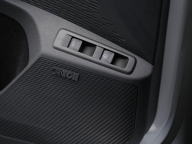 Skoda OCTAVIA Combi 1.4 TSI 245 pk DSG RS iV PHEV Business | Panoramadak | Geheugen-/massagestoelen | Head-up display | Canton | Matrix LED | Leder/alcantara