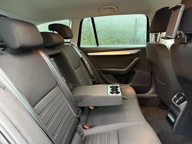 Skoda OCTAVIA Combi 1.0 TSi GT Business Edition, Navi | Clima