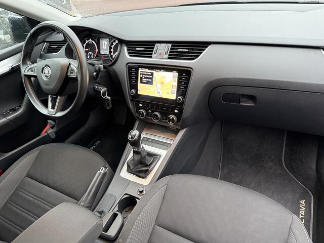 Skoda OCTAVIA Combi 1.0 TSi GT Business Edition, Navi | Clima