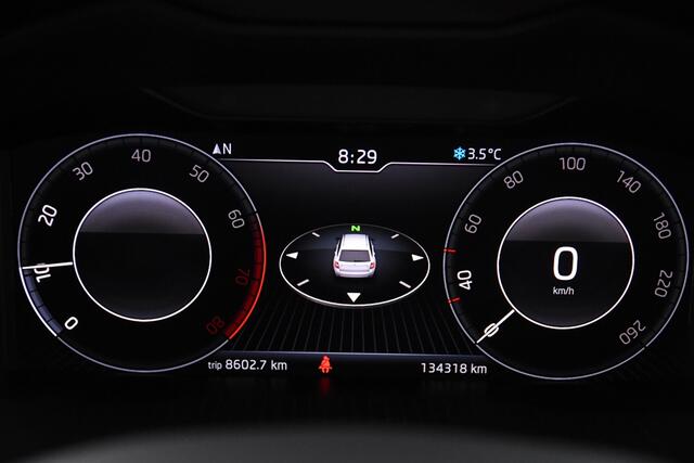 Skoda OCTAVIA Combi 1.0 TSI Combi *1ste Eigenaar*Navigatie*PDC*Stoelverwarming*