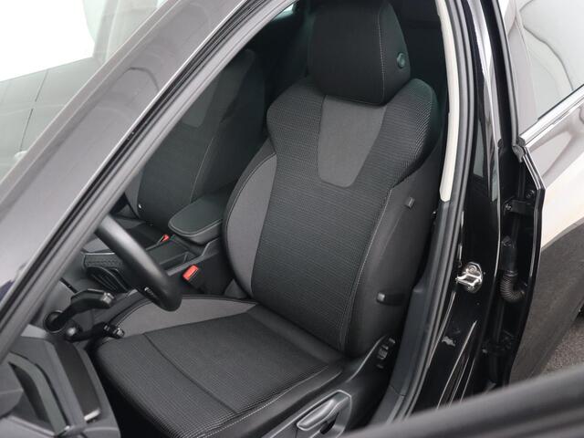 Skoda OCTAVIA 1.4 TSI iV PHEV Business Edition | Stoelverwarming | Adaptive cruise | Carplay | Keyless | Navigatie | Parkeerhulp | Full LED | Digital Cockpit | Climate control | Bluetooth | Plug In