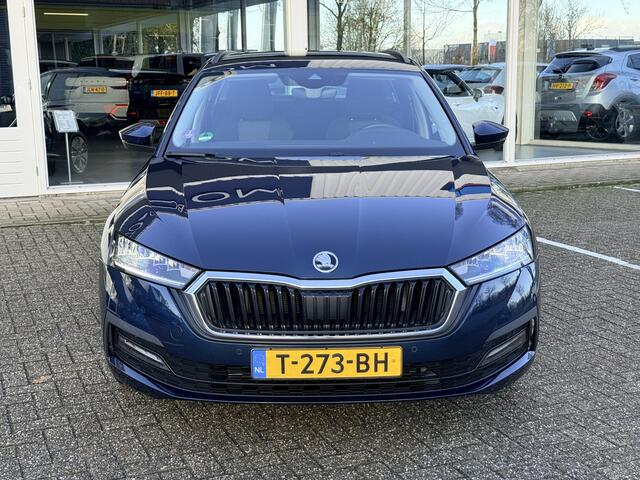 Skoda OCTAVIA Combi 1.0 TSI Ambition | LED | PDC v+a | DAB | Carplay/Android | Cruise Control | ECC | Trekhaak