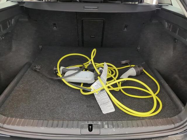 Skoda OCTAVIA Combi 1.4 TSI iV PHEV Full-Led Navigatie Drive-Mode