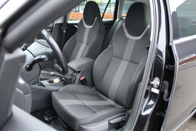 Skoda OCTAVIA Combi 1.0 TSI Greentech Style Business | Panoramadak