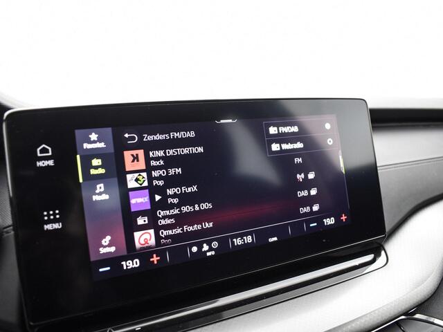 Skoda OCTAVIA Combi 1.0 TSI 110pk Business Edition · Apple/Android Car Play · Navigatie · P-Sensoren · Elek. Achterklep · Cruise Control · 16'' Inch · Garantie t/m 27-09-207 of 100.000km