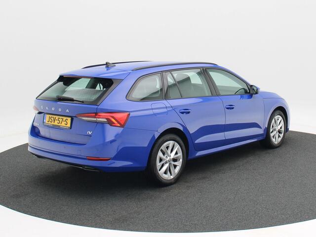 Skoda OCTAVIA Combi 1.4 TSi iV 204 Pk Automaat PHEV Business Edition | Cruise Control | Climate Control | Parkeersensoren | Carplay | 17 Inch | 38.884 Km!!