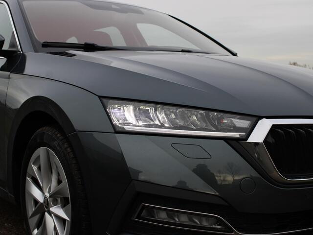 Skoda OCTAVIA Combi 1.0 e-TSI Business Edition Plus LED Lane assist ACC