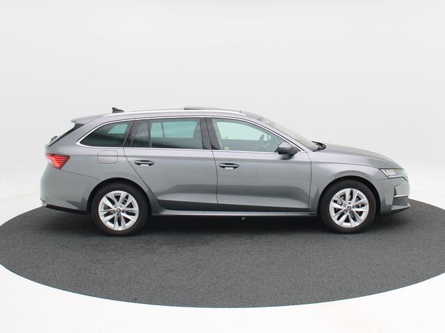 Skoda OCTAVIA Combi 1.5 TSi 150 Pk Automaat Business Edition Plus | Panoramadak | Virtual Cockpit | Elektrische Achterklep | Camera | Keyless | 17 Inch | 19.433 Km!!