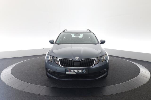 Skoda OCTAVIA Combi 1.0 TSI Greentech Ambition Business