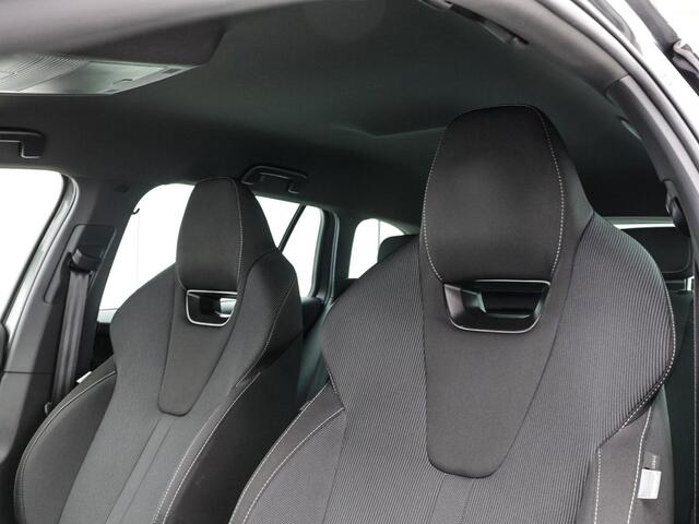 Skoda OCTAVIA Combi 1.0 e-TSI 110pk DSG Sport Business Edition · Apple/Android Car Play · Inklap. Trekhaak · Active Info Display · Cruise Control · Sfeerverlichting · Garantie t/m 02-01-2028 of 100.000km