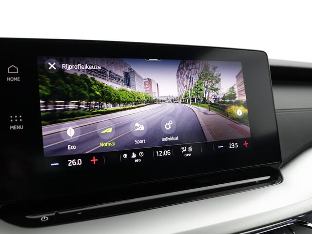 Skoda OCTAVIA Combi 1.0 e-TSI 110pk DSG Sport Business Edition · Apple/Android Car Play · Inklap. Trekhaak · Active Info Display · Cruise Control · Sfeerverlichting · Garantie t/m 02-01-2028 of 100.000km